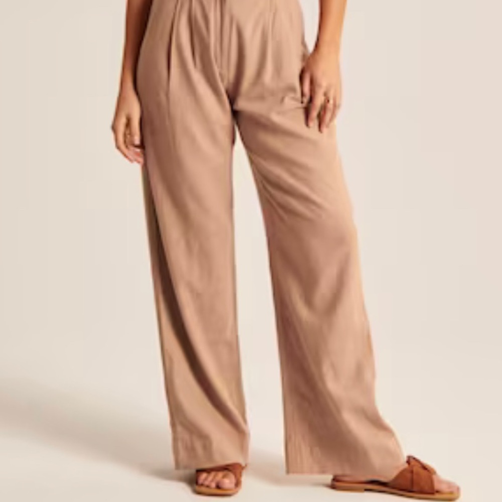 Abercrombie & Fitch peach color  Linen Wide Leg Cropped Pants xl  dress pants.